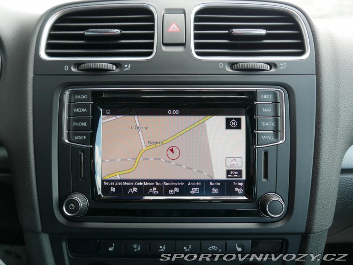 Volkswagen Golf 1,4 TSI Cabrio REZERVACE 2015
