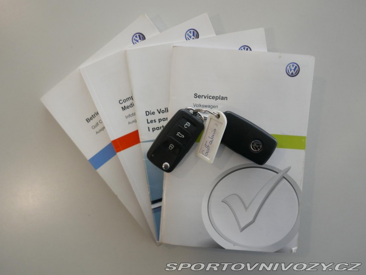 Volkswagen Golf 1,4 TSI Cabrio REZERVACE 2015