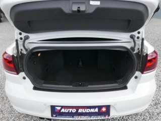 Volkswagen Golf 1,4 TSI Cabrio REZERVACE 2015