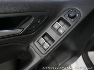 Volkswagen Golf 1,4 TSI Cabrio REZERVACE 2015