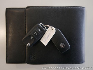 Volkswagen Golf 1,4 TSI Cabrio REZERVACE 2015