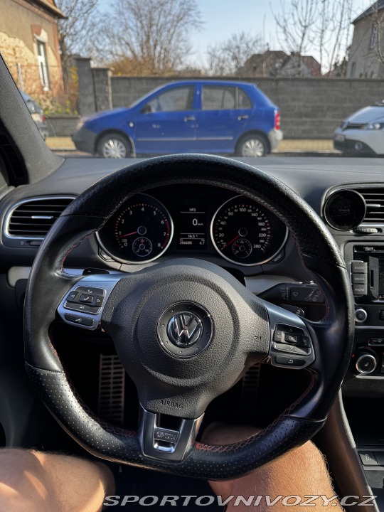 Volkswagen Golf 2011