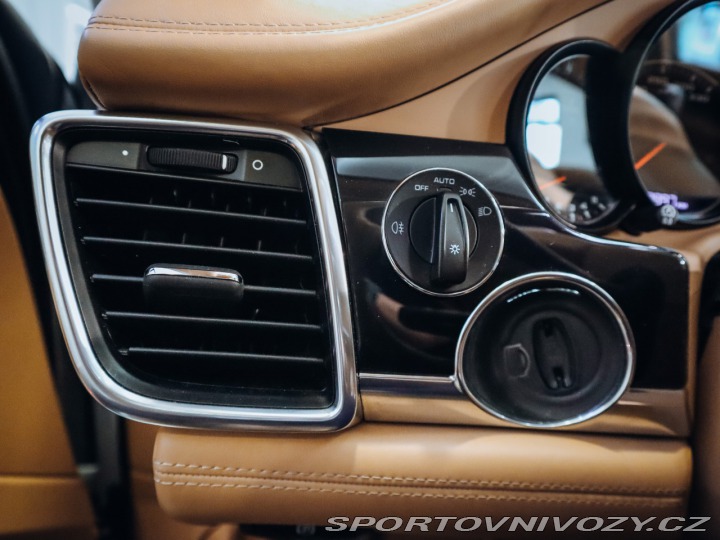Porsche Panamera 4S L Executive 2014