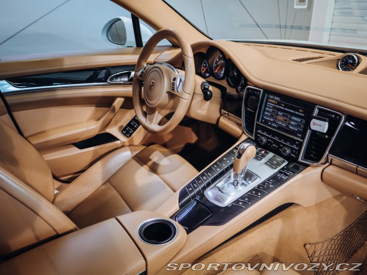 Porsche Panamera 4S L Executive 2014