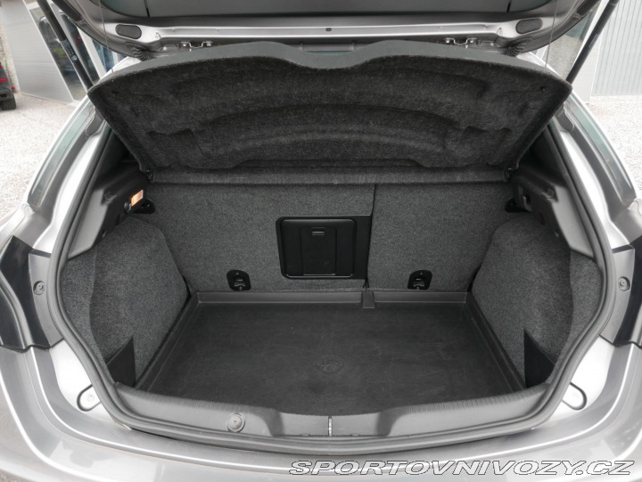 Alfa Romeo Giulietta 1,4 TB Q.V. Line REZERVAC 2012