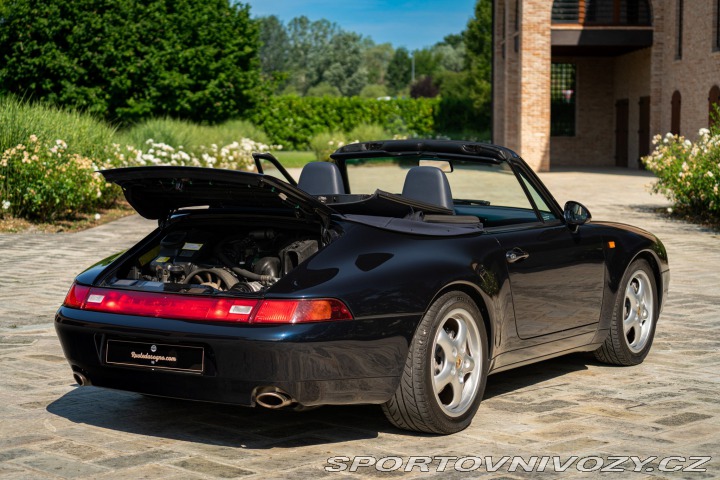 Porsche 911 993 (911) Carrera 4 Cabriolet 1995