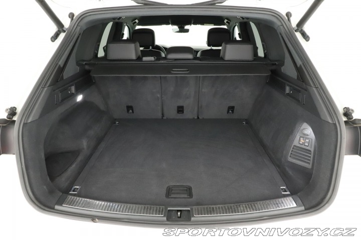 Volkswagen Ostatní modely Touareg R-Line 3.0 TDI 2019