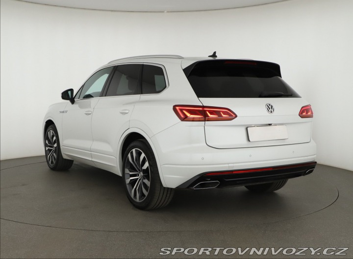 Volkswagen Ostatní modely Touareg R-Line 3.0 TDI 2019