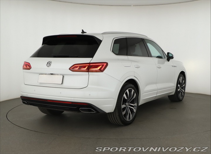 Volkswagen Ostatní modely Touareg R-Line 3.0 TDI 2019