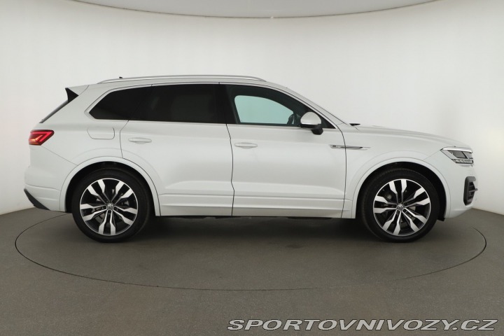 Volkswagen Ostatní modely Touareg R-Line 3.0 TDI 2019