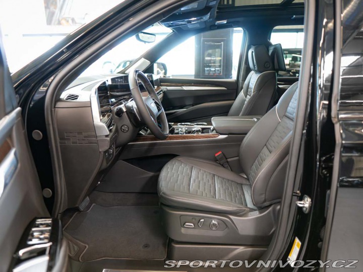 Ostatní značky Ostatní modely Cadillac Escalade 6.2 ESV Sport Platinum 20 2026