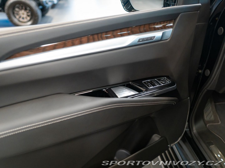 Ostatní značky Ostatní modely Cadillac Escalade 6.2 ESV Sport Platinum 20 2026