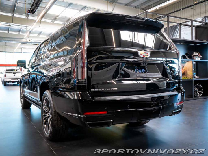Ostatní značky Ostatní modely Cadillac Escalade 6.2 ESV Sport Platinum 20 2026