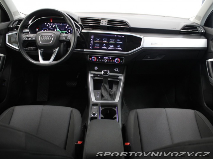 Audi Ostatní modely Q3 2,0 35TDi DSG S-Line Záru 2023