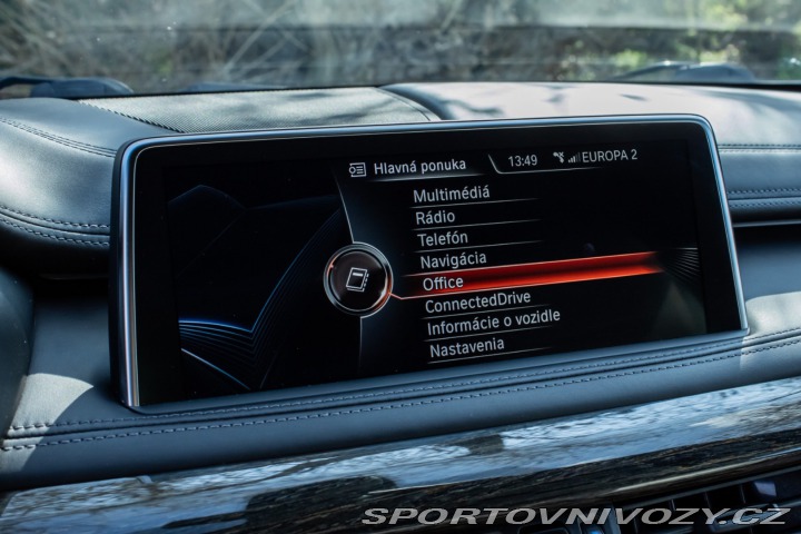 BMW X6 xDrive M50d / Harman Kar 2017