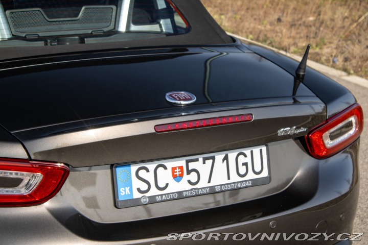 Fiat 124 Spider Lusso 1.4 Turbo MultiAir 2017