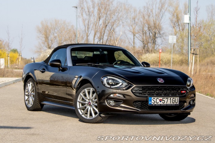 Fiat 124 Spider Lusso 1.4 Turbo MultiAir 2017
