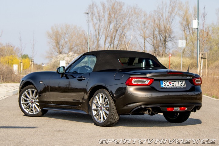 Fiat 124 Spider Lusso 1.4 Turbo MultiAir 2017