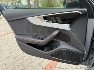 Audi RS4  2023