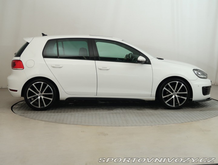 Volkswagen Golf 2.0 TDI GTD 2011