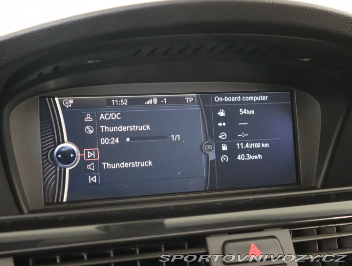 BMW 3 330 i xDrive 2011