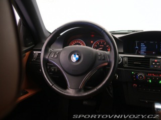 BMW 3 330 i xDrive 2011