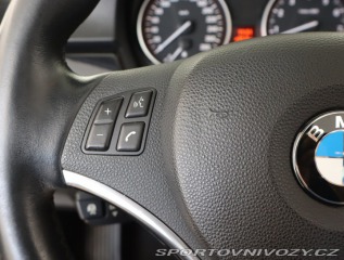 BMW 3 330 i xDrive 2011