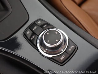 BMW 3 330 i xDrive 2011