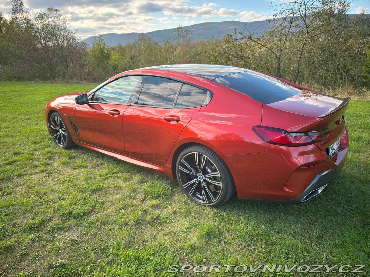 BMW 8 M850i Gran Coupé B&W 2020