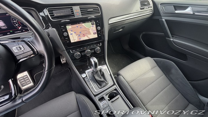 Volkswagen Golf R Performance 2018