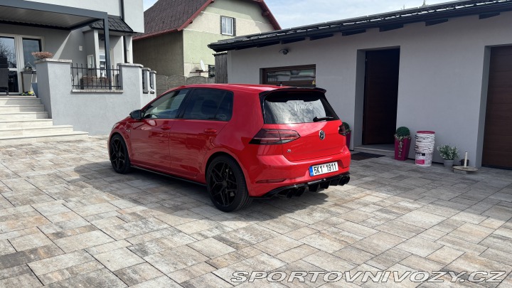 Volkswagen Golf R Performance 2018