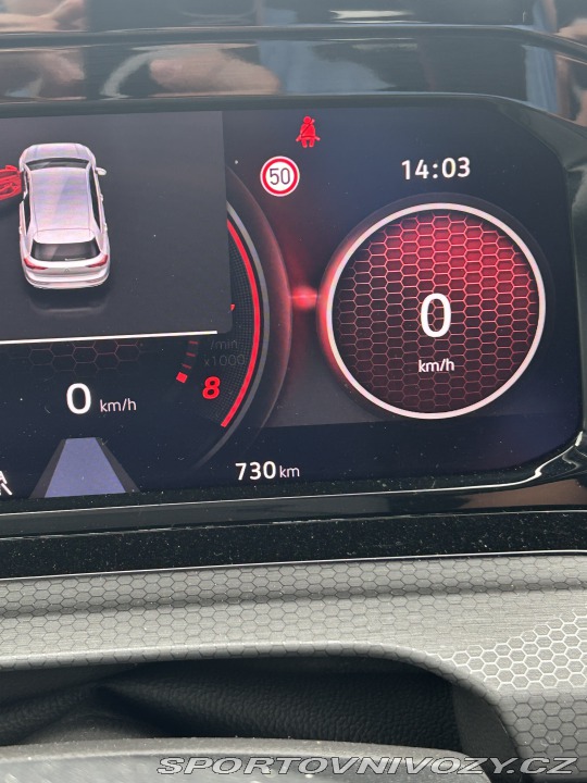 Volkswagen Golf GTI 2024