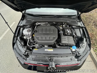 Volkswagen Golf GTI 2024