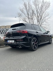Volkswagen Golf GTI 2024