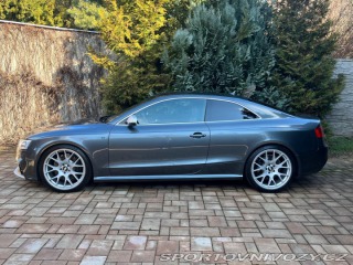 Audi RS5 2013