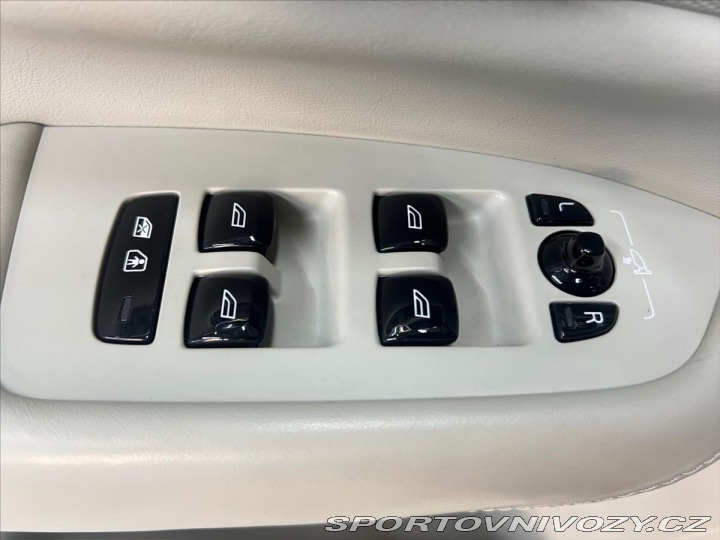 Volvo Ostatní modely XC90 B6 AWD INSCRIPTION, PANO, 2020