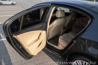 Volkswagen Ostatní modely Passat  3.2 V6 Highline DSG 4-Mo 2006
