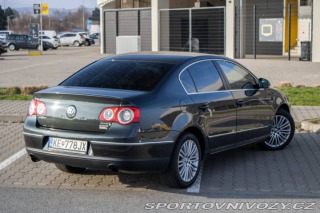 Volkswagen Ostatní modely Passat  3.2 V6 Highline DSG 4-Mo 2006