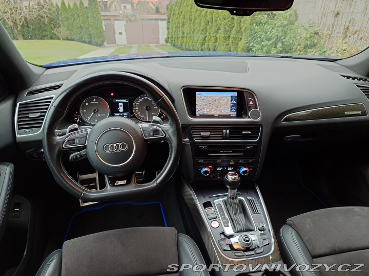 Audi SQ5 2015