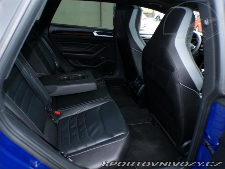 Volkswagen Arteon 1,4TSI eHybrid R-line,DSG 2021