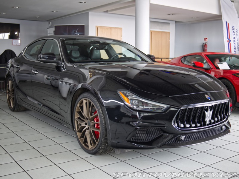 Maserati Ghibli S Q4 GranSport