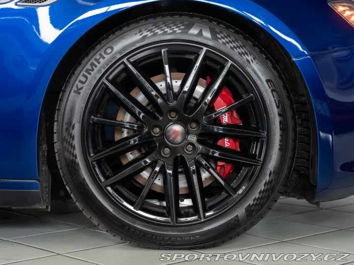 Maserati Ghibli 2015