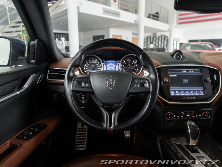 Maserati Ghibli 2015