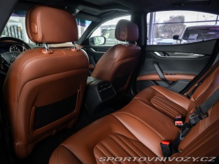 Maserati Ghibli 2015