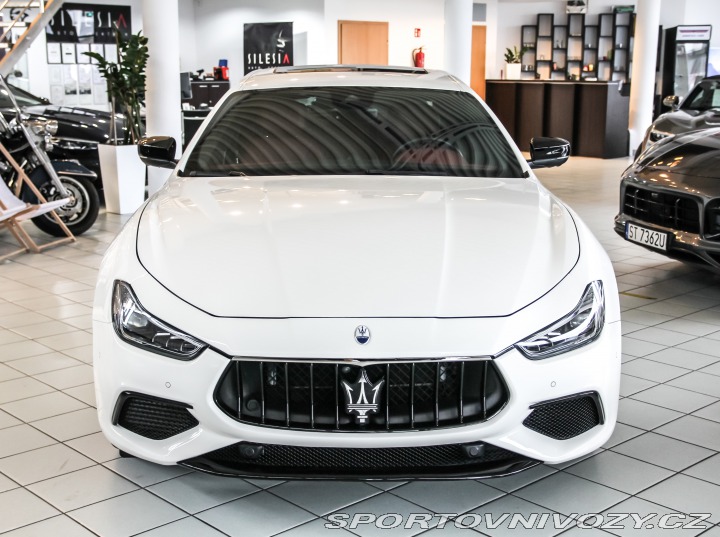 Maserati Ghibli S Q4 Modena 2022