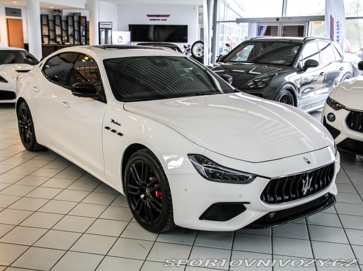 Maserati Ghibli S Q4 Modena 2022