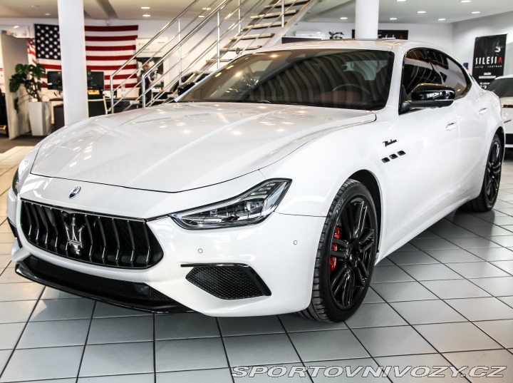 Maserati Ghibli S Q4 Modena 2022