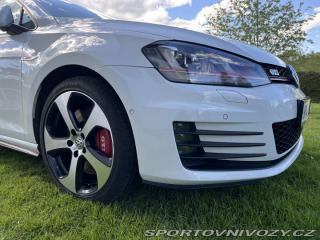Volkswagen Golf GTI Performance 2014