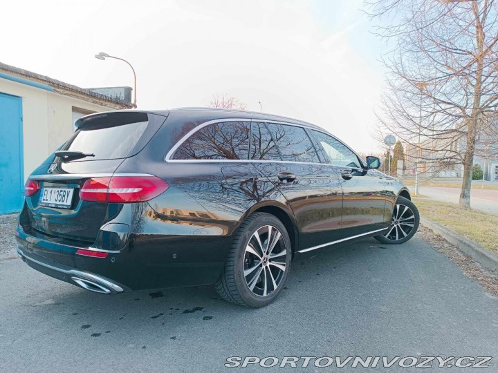 Mercedes-Benz E E 300 de 2019