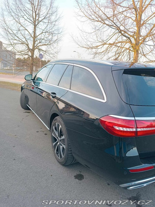Mercedes-Benz E E 300 de 2019